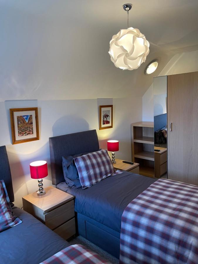 Luxury Portrush Holiday Homes - The Grange, Portrush Sleeps 13 - 6 Bedrooms ภายนอก รูปภาพ